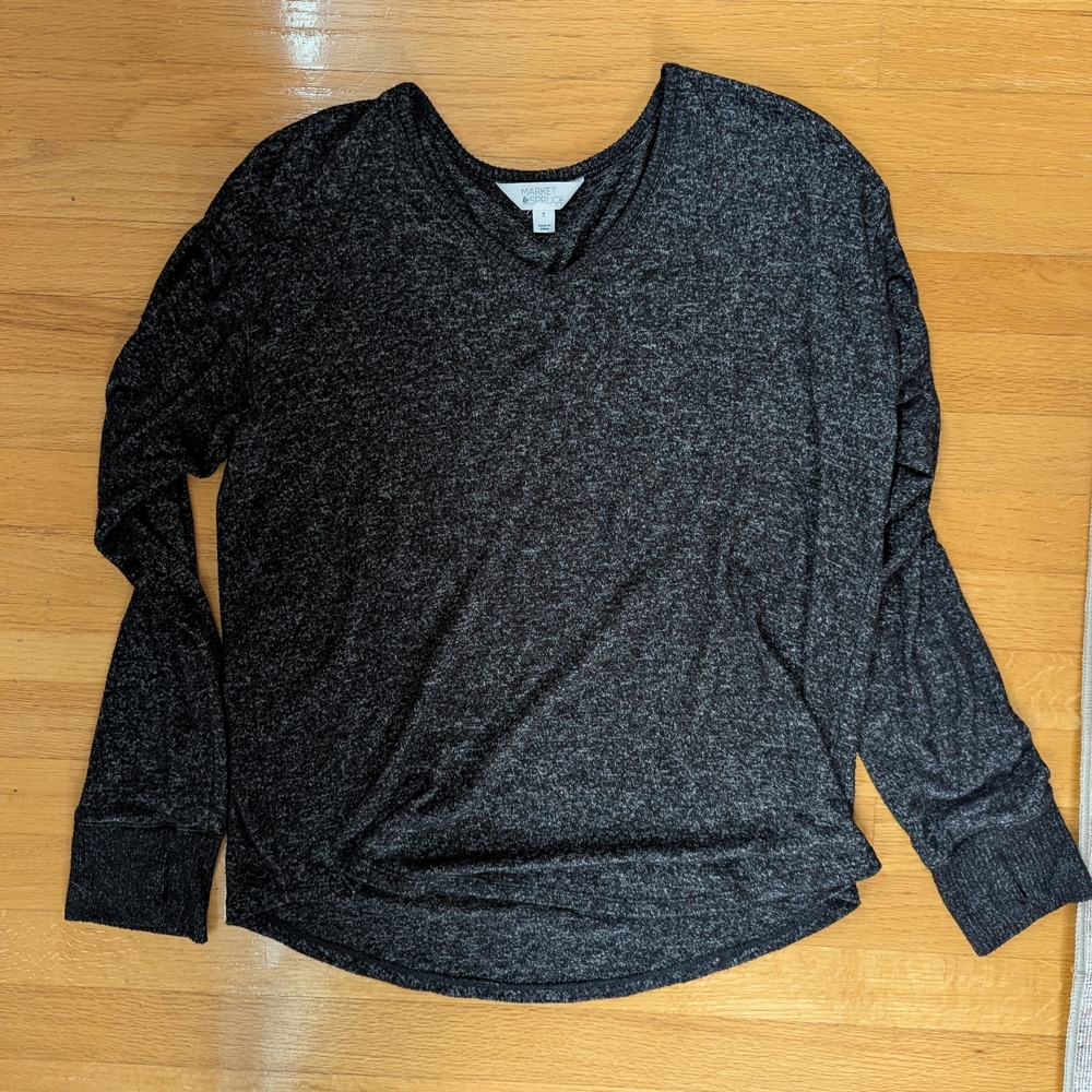 Market & Spruce Dark Charcoal Gray V-Neck Top